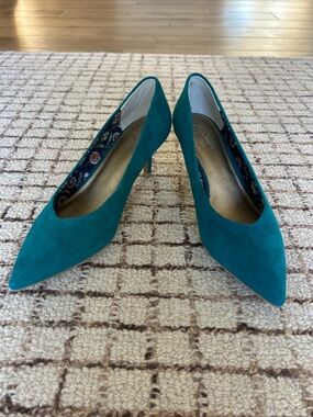 Seychelles Women’s Size 8 Teal Suede Pointed Toe Heels Shoes Pumps NWOB